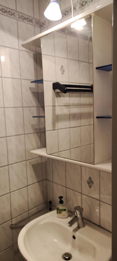 2-Room Appartment Near Westbahnhof Bécs Kültér fotó
